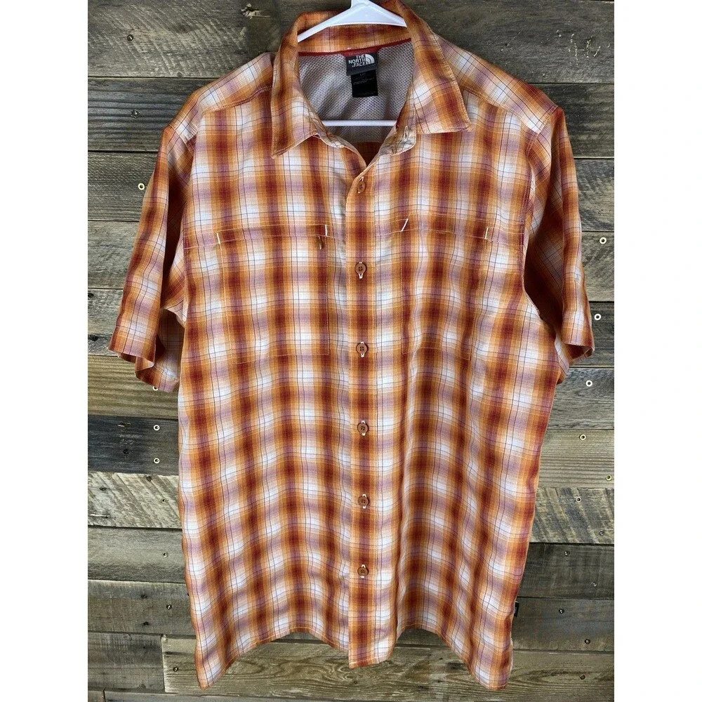 The North Face Mens Sz L Orange Plaid Short Sleeve Zip Pocket Outdoor Shirt